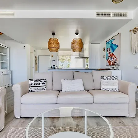 Stunning Three Bedroom Townhouse With Great Views! Apartmán *
